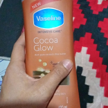Vaseline Total Moisture Cocoa Glow Body Lotion 