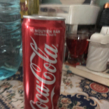 Lon nước Coca Cola
