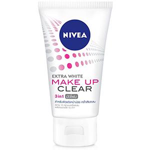 Extra White Makeup Clear Mud Foam Face Wash 